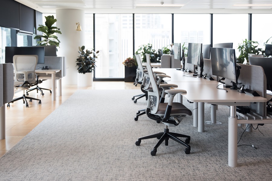 Why High-Traffic Spaces Require Specialized Cleaning - Royal Cleaning NJ