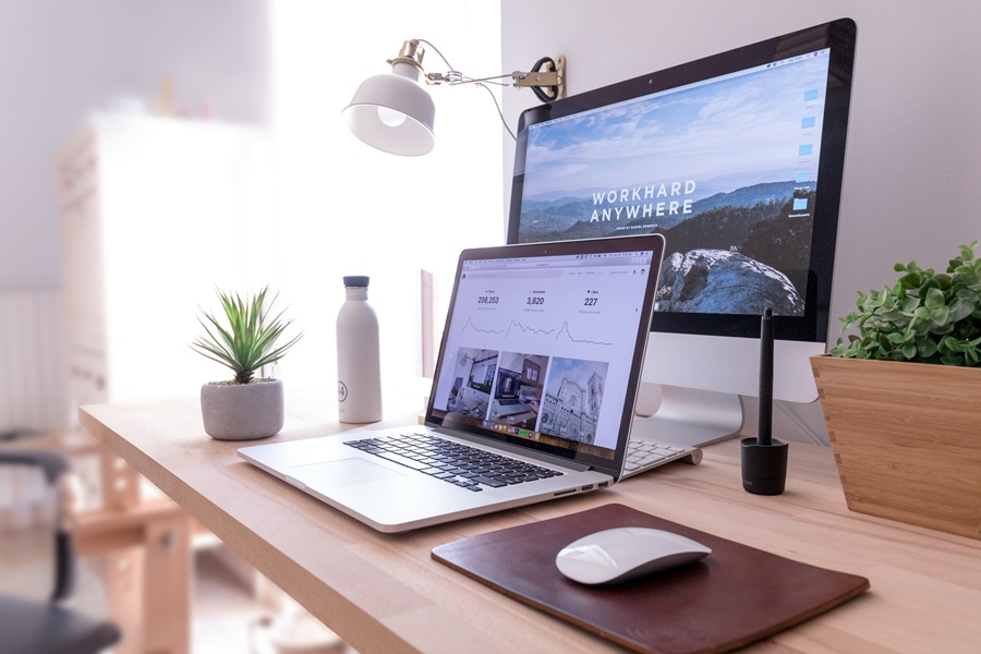 Top 5 Signs Your Office Needs a Deep Cleaning Top 5 Signs Your Office Needs a Deep Cleaning