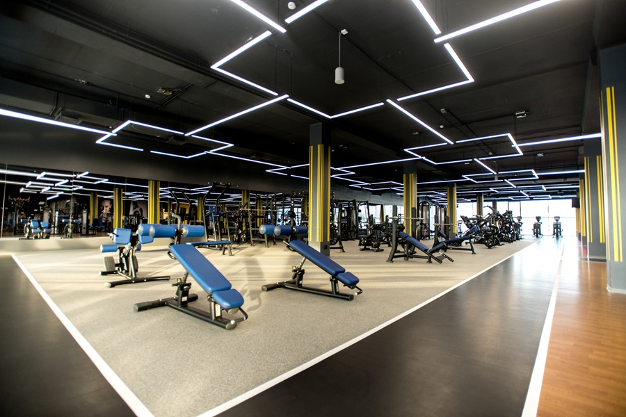 Keeping Fitness Centers Clean: How Royal Cleaning Supports Gyms and Studios in Northern NJ